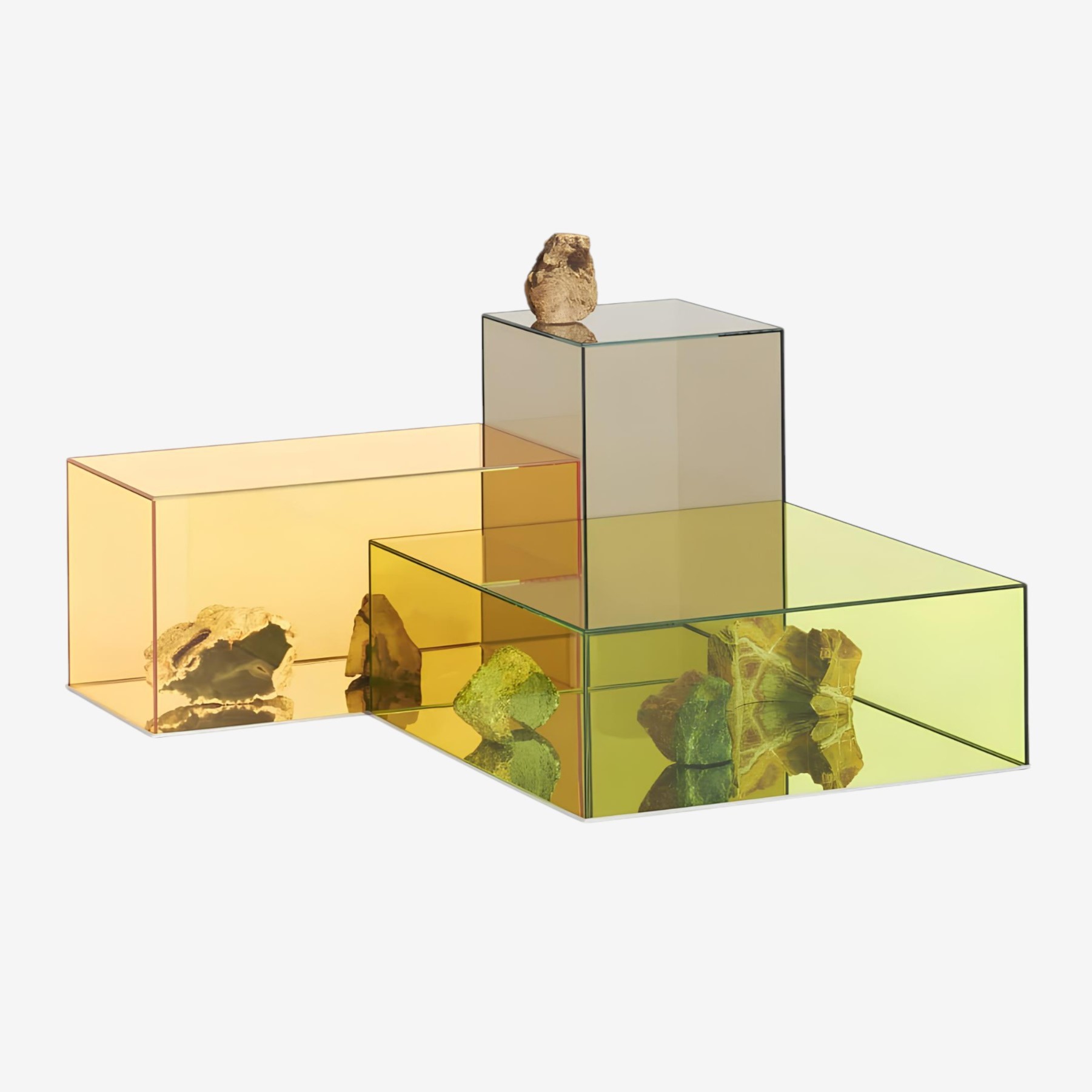 3200