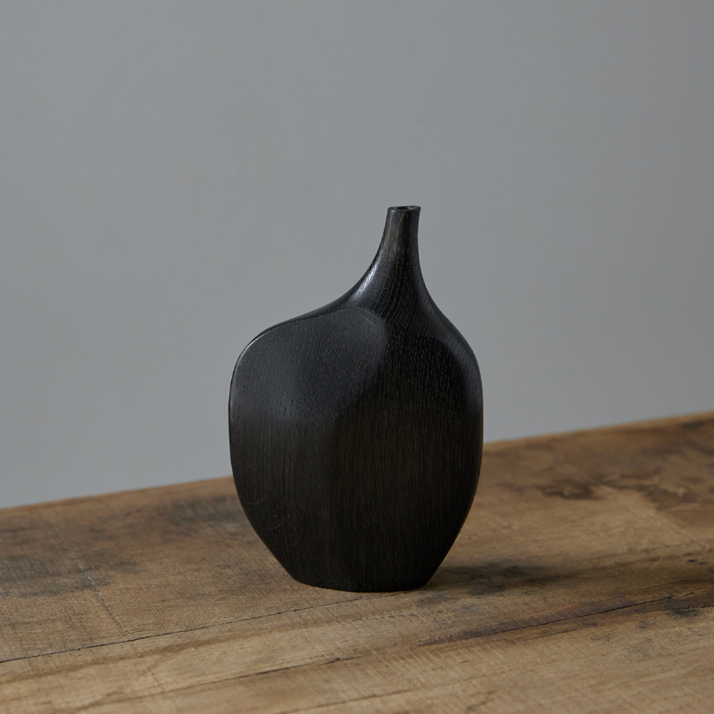 Декоративная ваза Doug Vase 