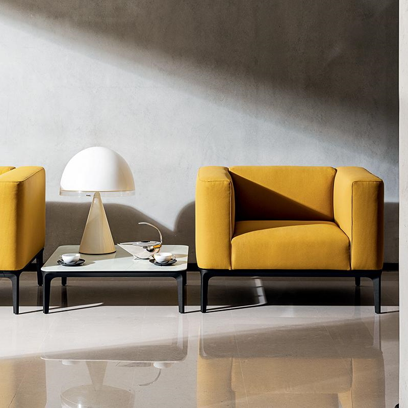 Кресло Sovet Italia Slim. Журнальный столик Sovet Italia Slim