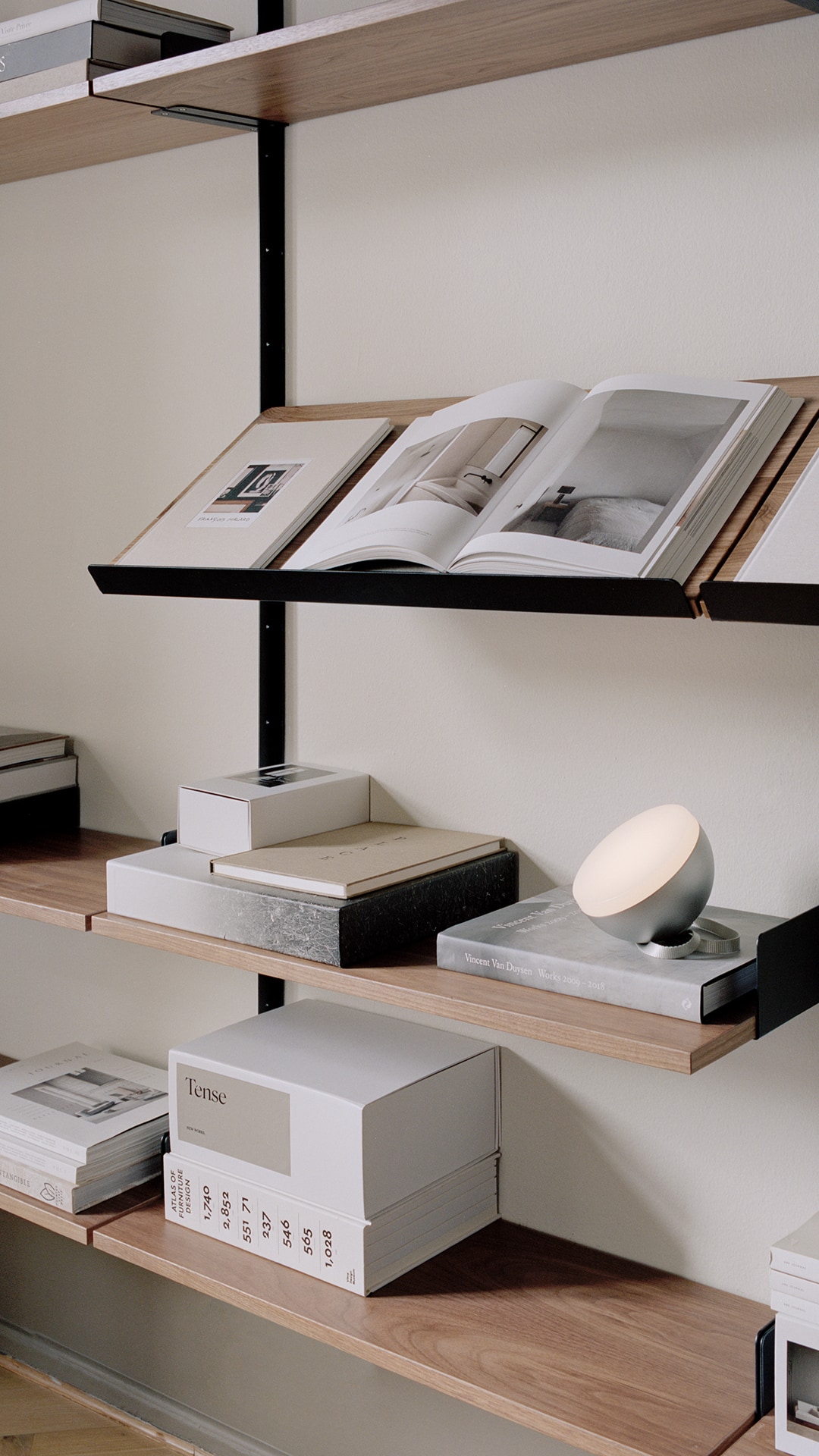 Портативный фонарь Sphere Adventure Light