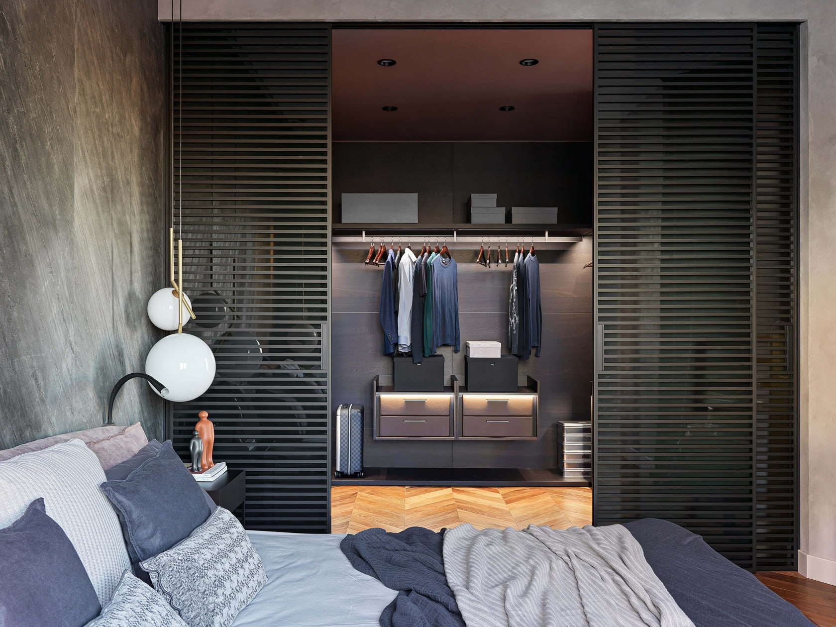 Кровать Baxter Paris Slim, гардероб Former