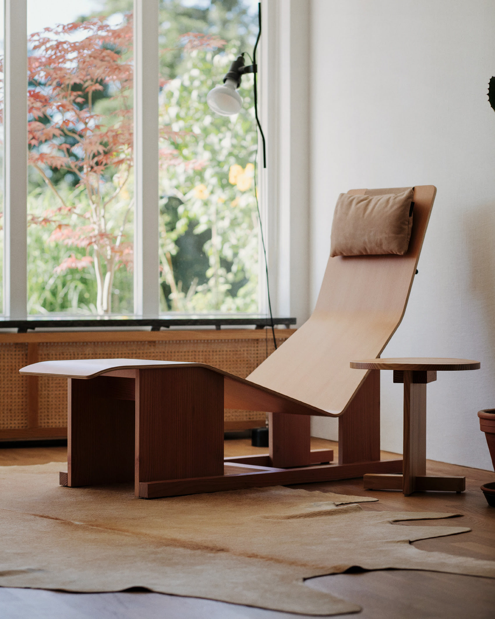 Кресло Massproductions 4PM