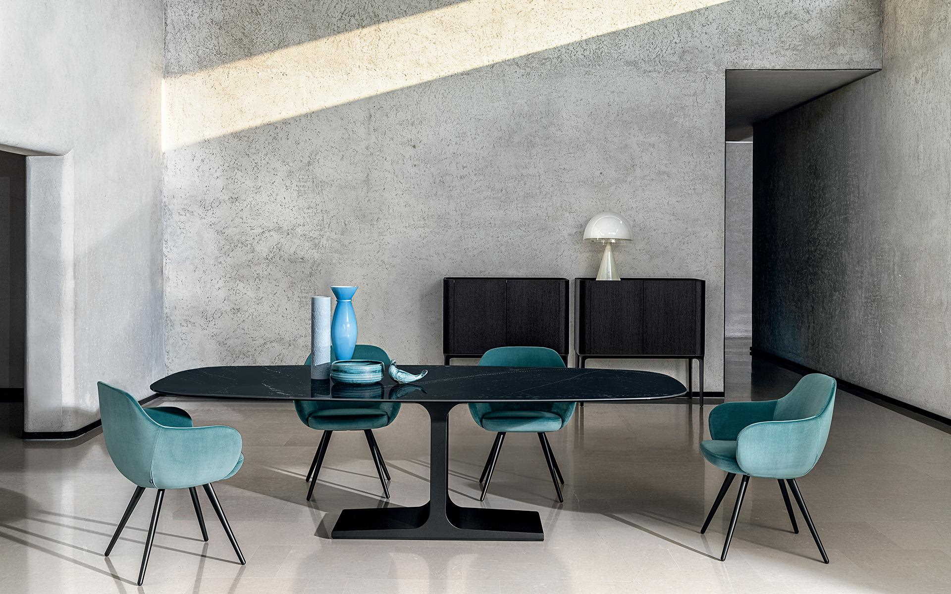 Стул Sovet Italia Cadira. Стол Sovet Italia Palace Shaped. Буфет Sovet Italia Madia Slim 2 doors