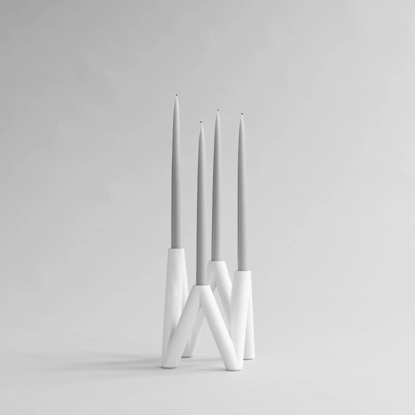 Подсвечник W Candle Holder 