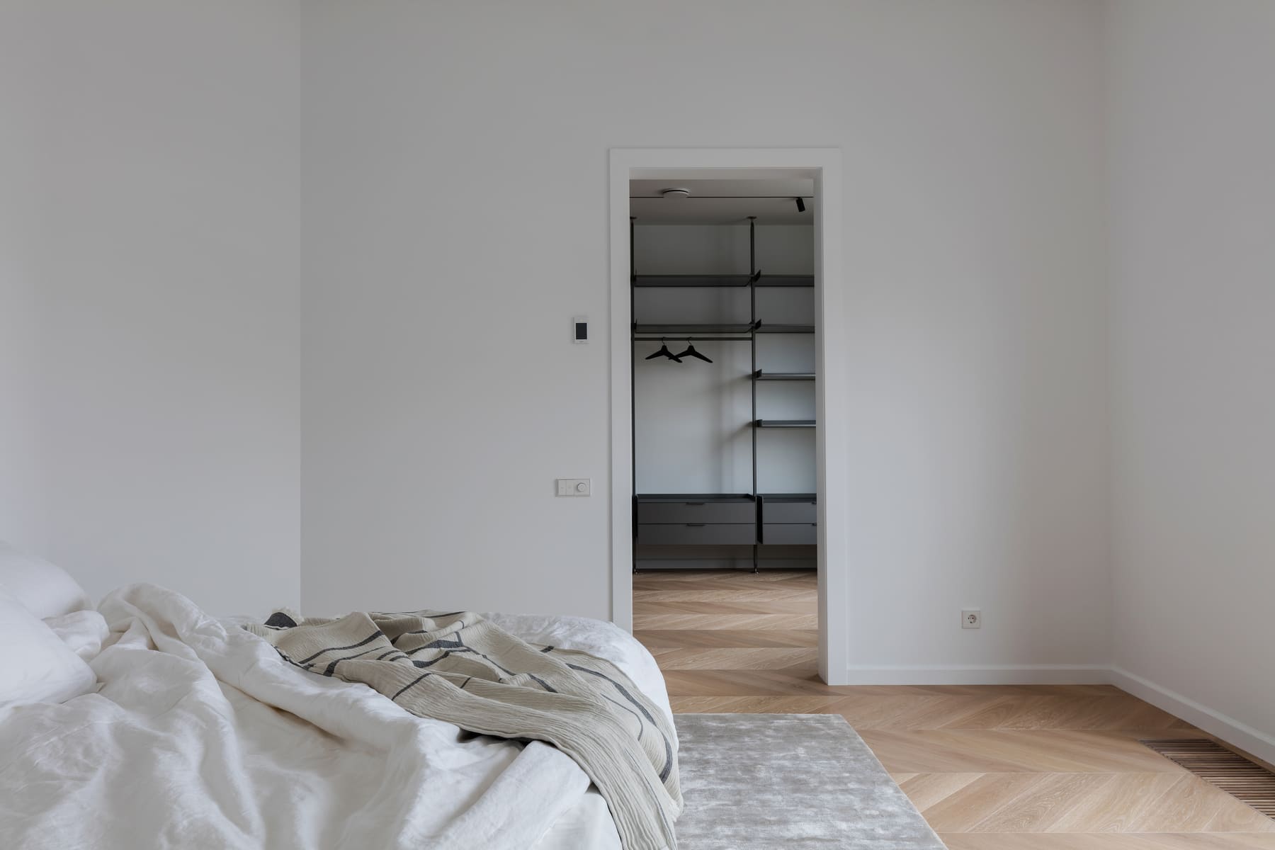 Плед Kristina Dam Studio Architecture Throw