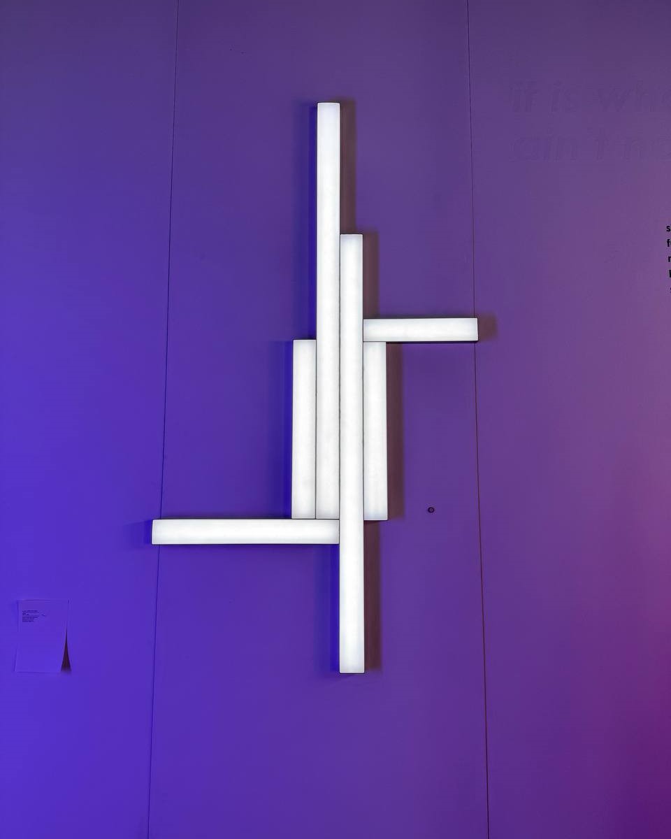 3700
